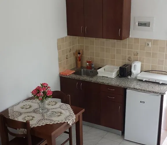 Nikos Studios Kéfalos