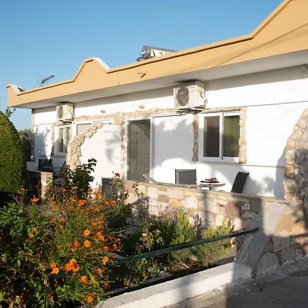 Πανσιόν Nikos