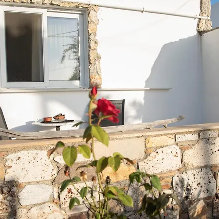 Nikos Studios